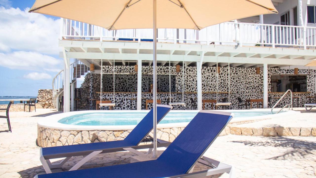 Begona Cliff Hotel Негрил Екстериор снимка