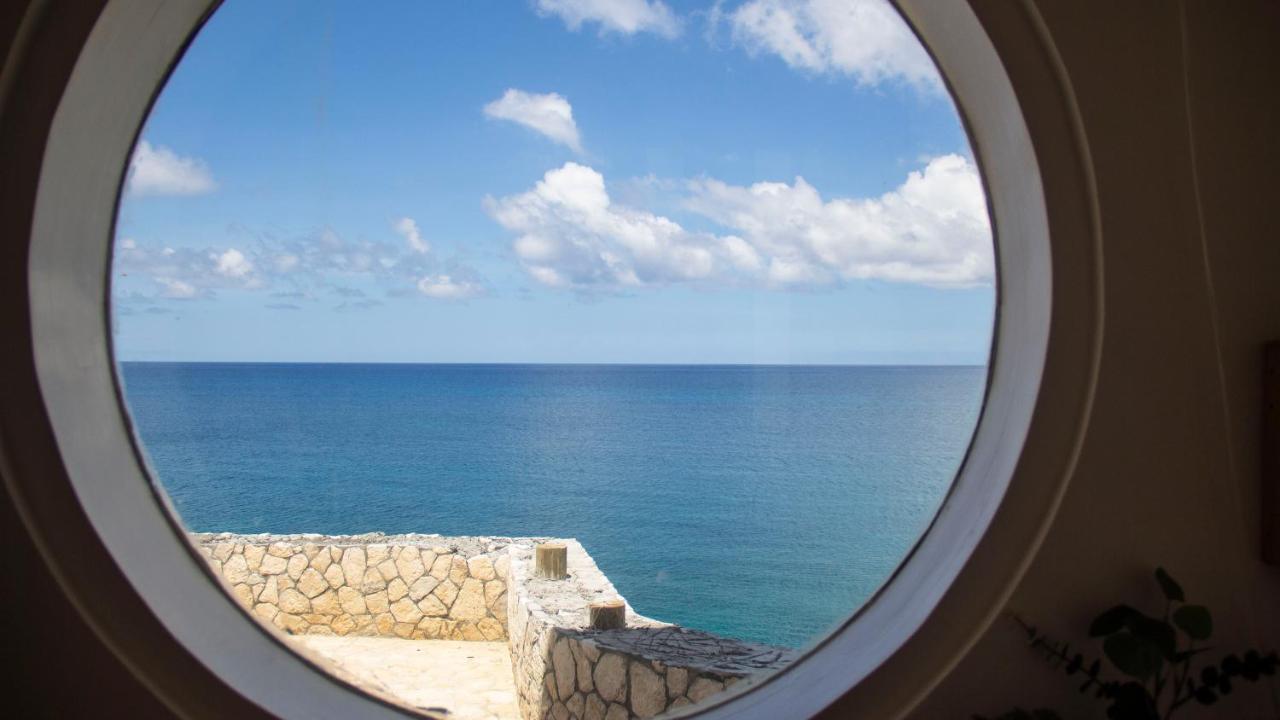 Begona Cliff Hotel Негрил Екстериор снимка