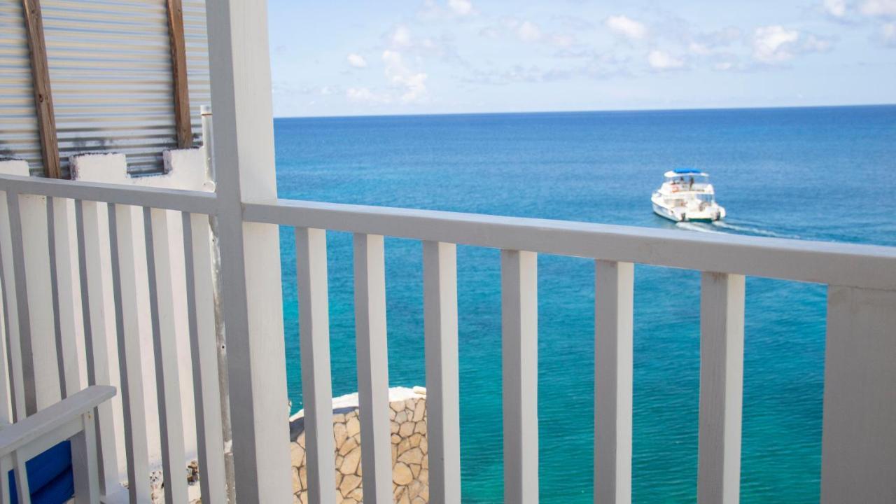 Begona Cliff Hotel Негрил Екстериор снимка