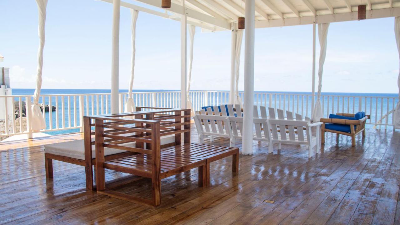 Begona Cliff Hotel Негрил Екстериор снимка
