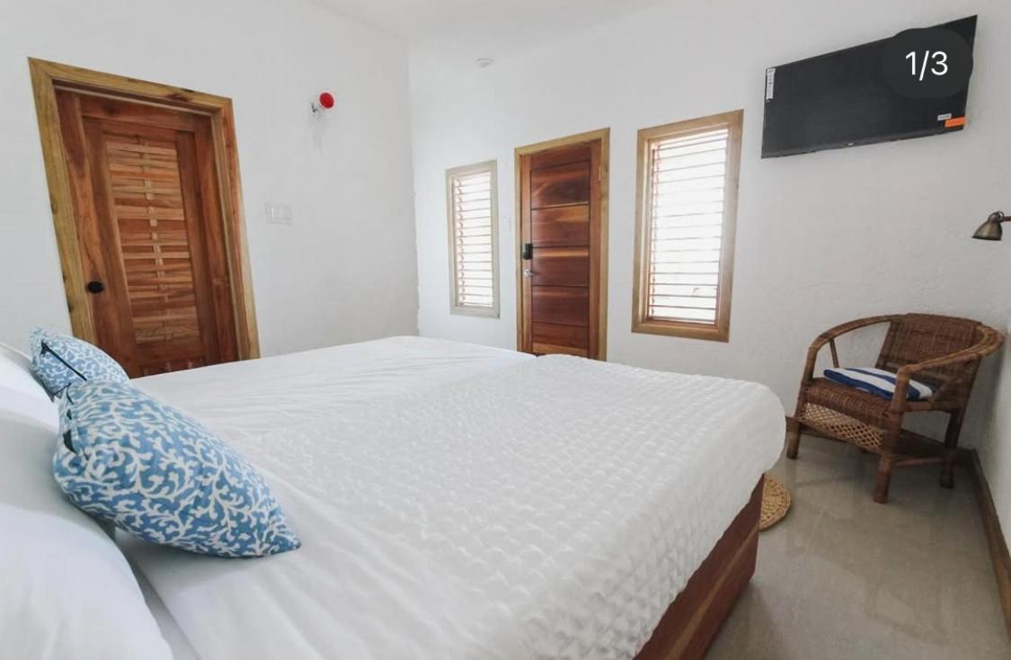 Begona Cliff Hotel Негрил Екстериор снимка