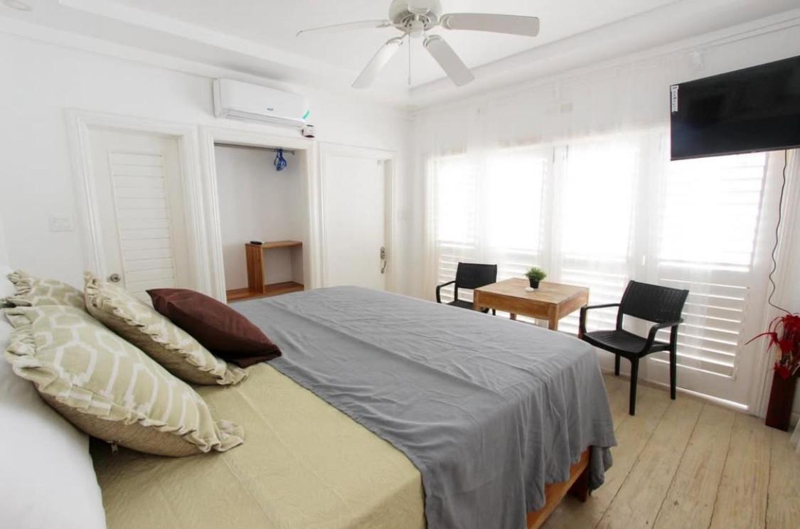 Begona Cliff Hotel Негрил Екстериор снимка
